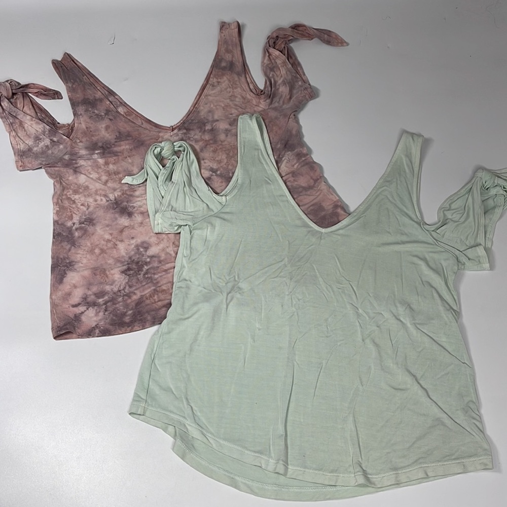 American Eagle Outfitters Cold Shoulder Top Bundle Lot Size XS